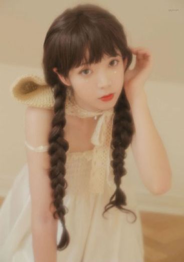 欧美男女吃奶揉胸_在线观看免费版