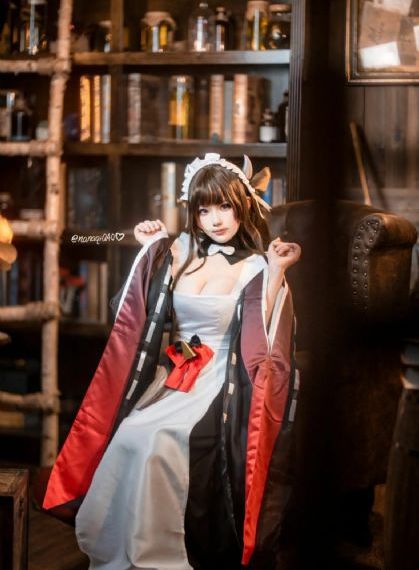 欧美黑白美女壁纸_720天堂在线