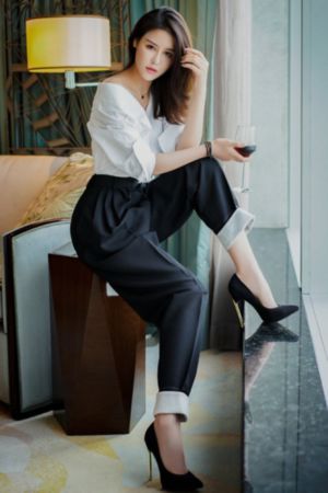日韩美娇娘_BD国语高清神马影院手机在线