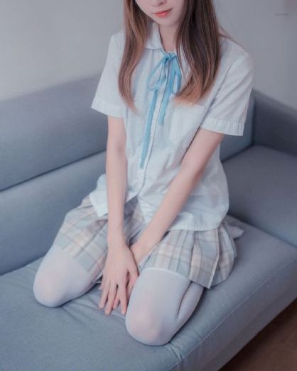 粗大挺进亲女h顾晓晓_蓝光完整视频观看